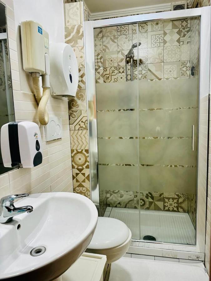 Rome Star Guesthouse Termini Exterior photo